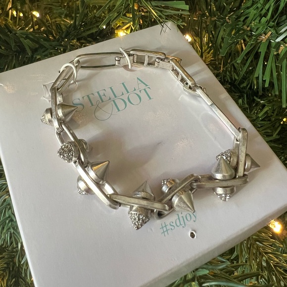 Stella & Dot Jewelry - Stella & Dot renegade spike bracelet